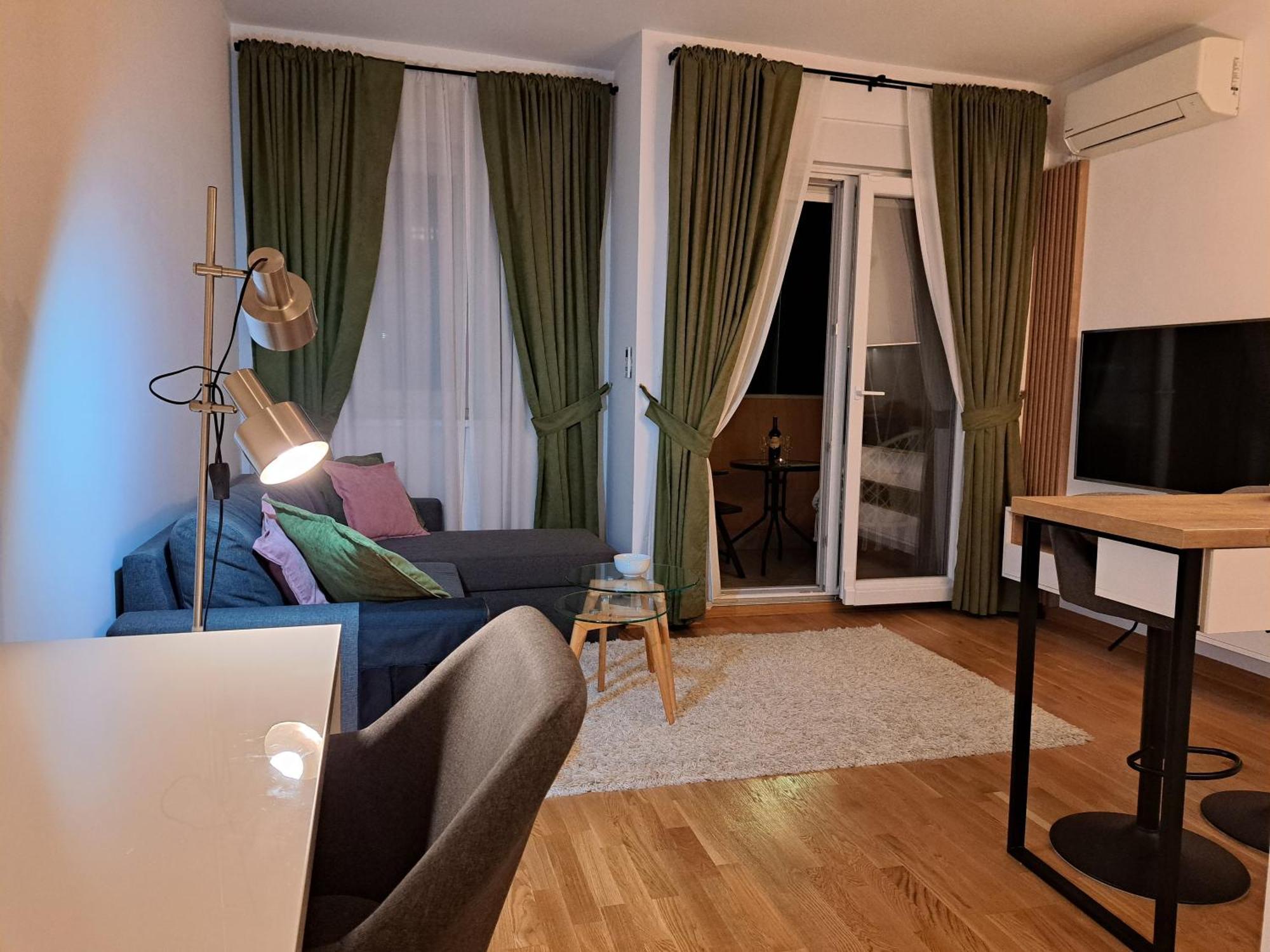 Marina Key Luxury Апартаменты *